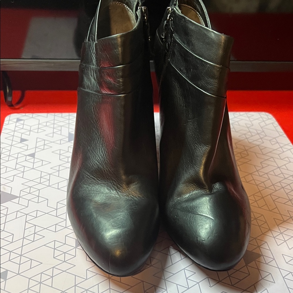 Via Spiga Sleek Black Ankle Booties
